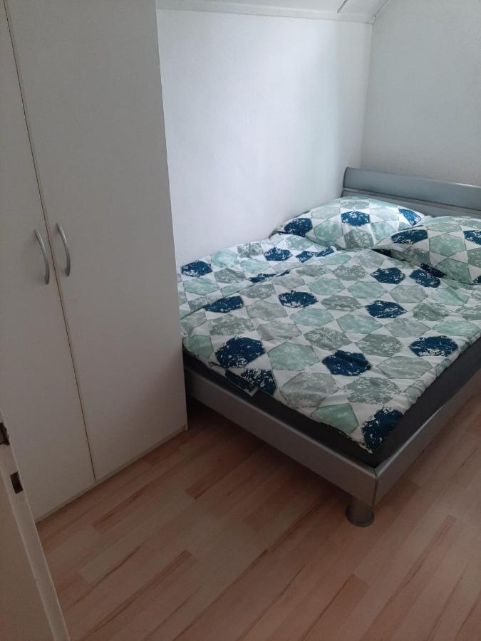 Oberglatt 机场旅馆旅舍 外观 照片