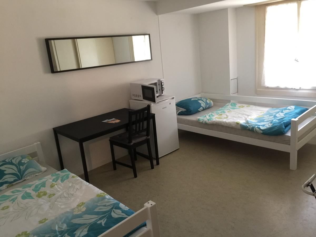 Oberglatt 机场旅馆旅舍 外观 照片